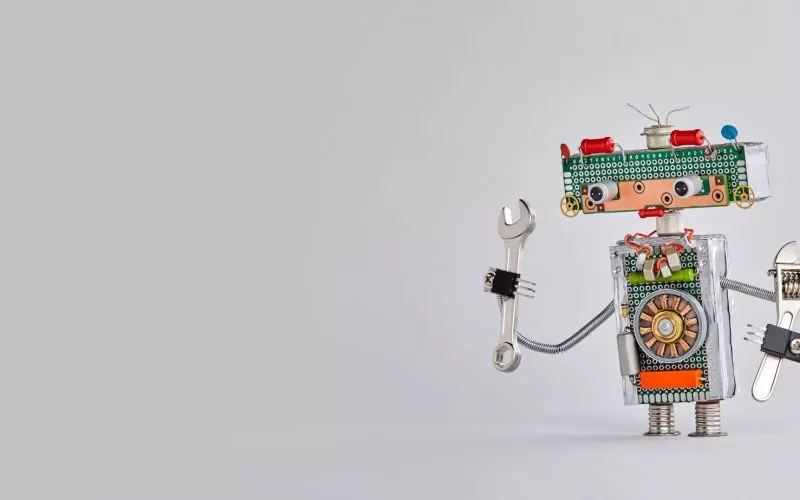  Solving Business Challenges: Einstein Bots